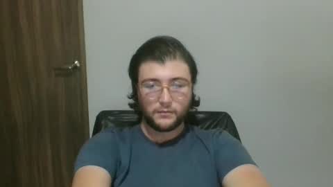 Snapshot of ghardh3 chatting on 12.18.24 ghardh3 online show from 12.18.24