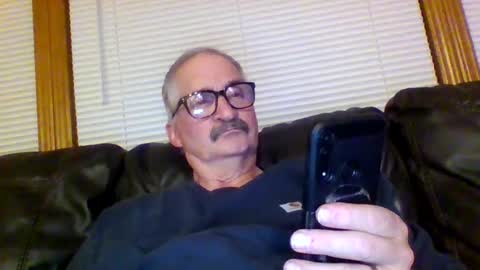 Snapshot of ghost2534 chatting on 12.08.24 ghost2534 online show from 12.08.24