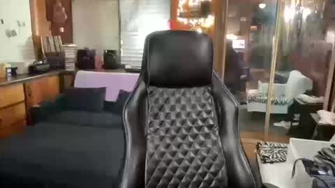 Snapshot of ghostboygbc chatting on 10.15.25 ghostboygbc online show from 10.15.25