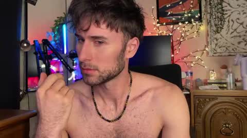 Snapshot of ghostdaddy9 chatting on 11.01.25 big boy ghost face online show from 11.01.25