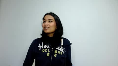 Gia Lee online show from 10.02.25