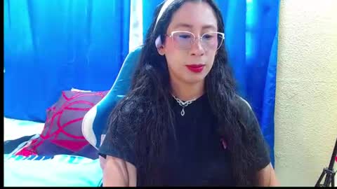 Snapshot of gia_leinn chatting on 06.29.26 Gia online show from 06.29.26