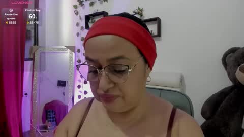 nahomi online show from 10.05.25