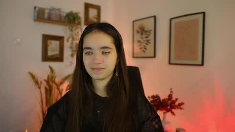 Snapshot of gia_paige18 chatting on 10.03.25 Gia Paige18 online show from 10.03.25