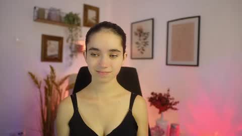 Snapshot of gia_paige18 chatting on 10.09.25 Gia Paige18 online show from 10.09.25