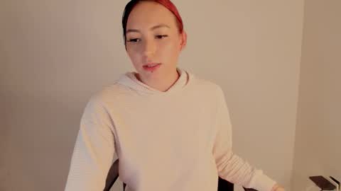 GIA WHITE Independet  online show from 03.27.26