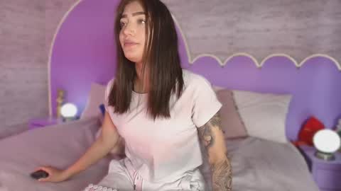 Gia online show from 03.26.26