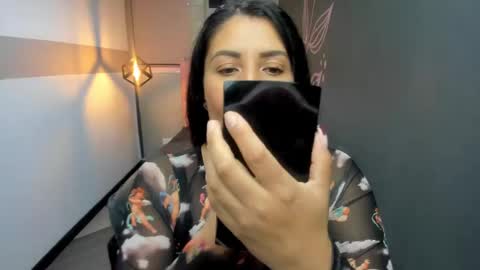 Snapshot of giafox_ chatting on 02.06.25 G I A FOX online show from 02.06.25
