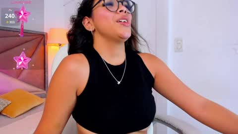 Gia  online show from 12.17.24