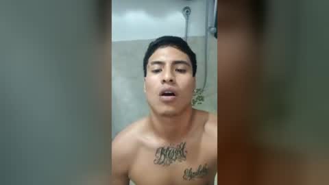 Snapshot of gian858735 chatting on 07.19.26 gian858735 online show from 07.19.26