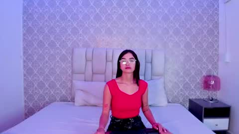 Snapshot of giana_bravoo chatting on 06.23.26 giana_bravoo online show from 06.23.26