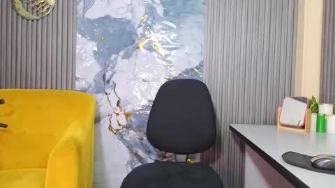 Snapshot of gianellacox chatting on 02.07.26 online show from 02.07.26