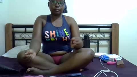 Snapshot of giannah01 chatting on 11.03.25 Giannah online show from 11.03.25