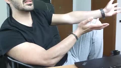 gianniamalfi online show from 04.17.26