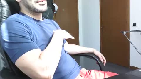 Snapshot of gianniamalfi chatting on 06.17.26 gianniamalfi online show from 06.17.26