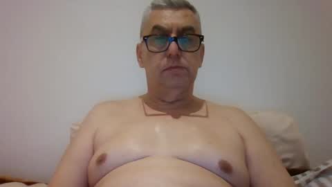 Snapshot of gigi1970 chatting on 12.25.24 gigi1970 online show from 12.25.24