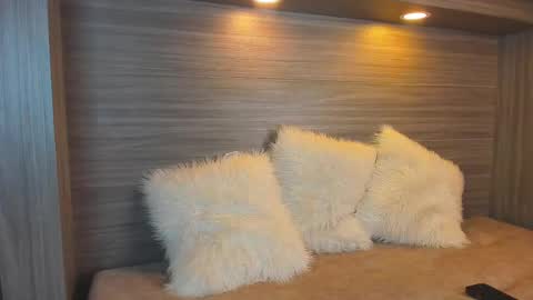 Snapshot of gigi_wilden chatting on 10.04.25 gigi wilden online show from 10.04.25