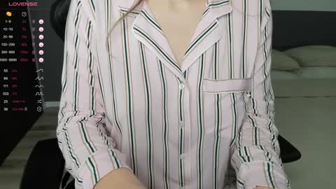 gigihadd online show from 12.31.24