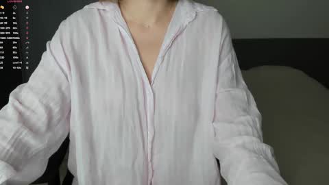 gigihadd online show from 09.22.25