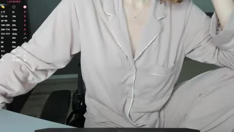 gigihadd online show from 02.01.26