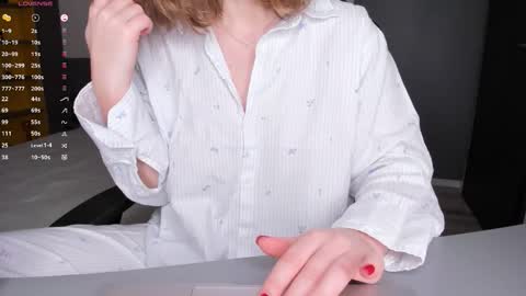 gigihadd online show from 02.23.26