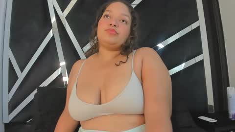 gigiht online show from 01.05.26