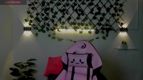 Gisel online show from 12.20.24