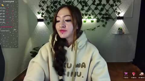 Gisel online show from 12.27.24