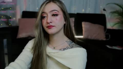 Gisel online show from 02.15.25