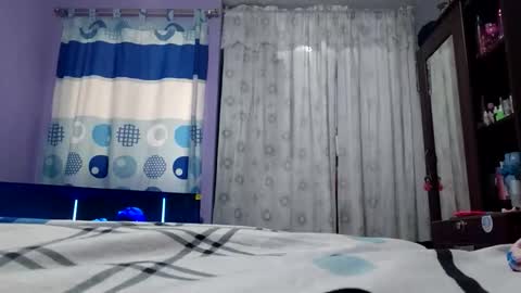 gigixox3 online show from 10.04.25