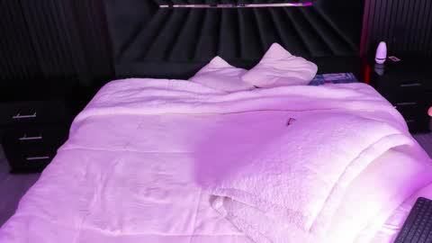 giia online show from 02.16.25