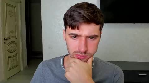 Snapshot of gilbertogonzales chatting on 03.05.25 gilbertogonzales online show from 03.05.25