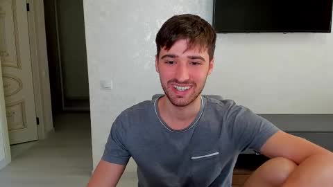 Snapshot of gilbertogonzales chatting on 03.09.25 gilbertogonzales online show from 03.09.25