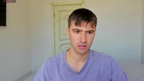 Snapshot of gilbertogonzales chatting on 09.12.25 gilbertogonzales online show from 09.12.25