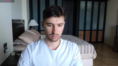 gilbertogonzales online show from 11.25.25