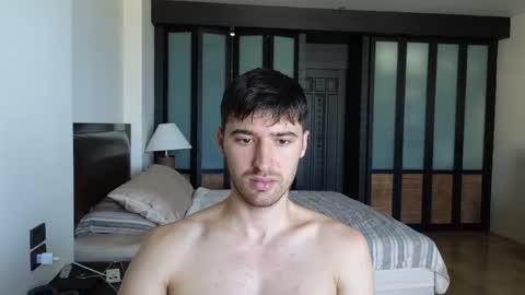 gilbertogonzales online show from 12.02.25