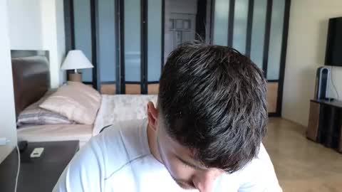 gilbertogonzales online show from 12.14.25