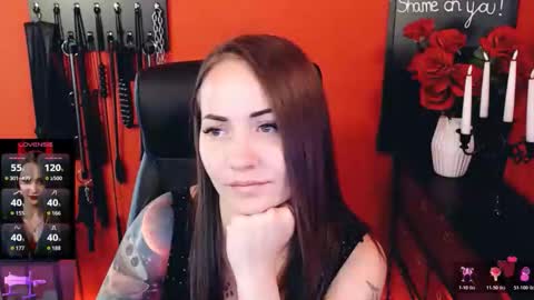 Snapshot of gina_hotlick chatting on 05.15.26 gina_hotlick online show from 05.15.26