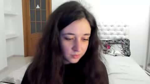 Snapshot of ginablum chatting on 10.17.25 Kate online show from 10.17.25