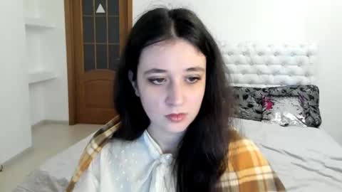 Snapshot of ginablum chatting on 10.20.25 Kate online show from 10.20.25