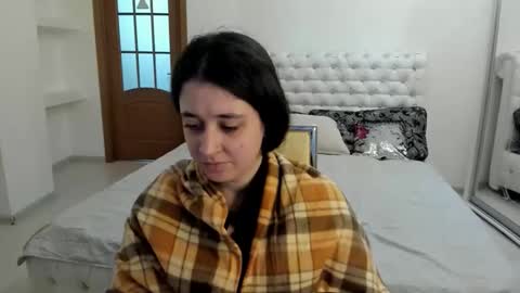 Snapshot of ginablum chatting on 10.23.25 Kate online show from 10.23.25