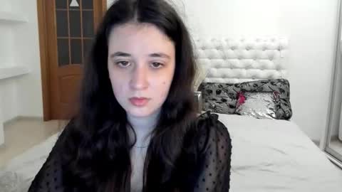 Snapshot of ginablum chatting on 10.26.25 Kate online show from 10.26.25