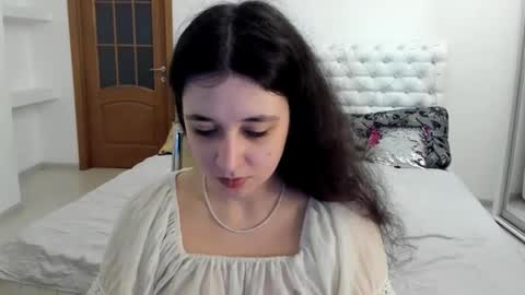 Snapshot of ginablum chatting on 10.29.25 Kate online show from 10.29.25