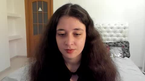 Snapshot of ginablum chatting on 11.03.25 Kate online show from 11.03.25