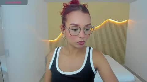 Snapshot of ginamorelo chatting on 06.01.26 G I A N A online show from 06.01.26