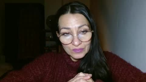 GinaONeon online show from 12.23.24