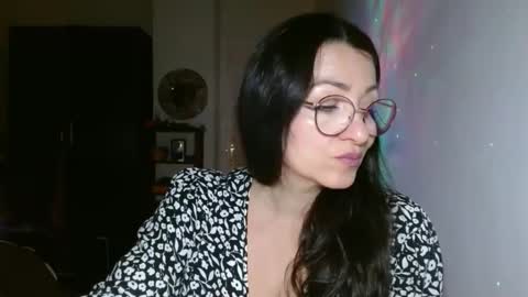 GinaONeon online show from 02.22.25