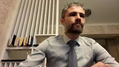 Snapshot of gindrie chatting on 03.02.25 Gabriel online show from 03.02.25