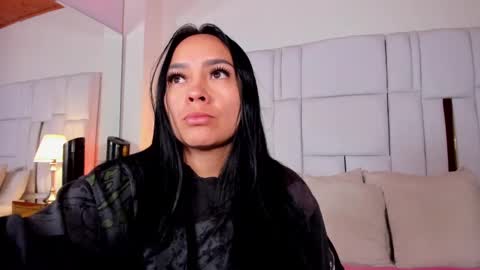 Ginebra Ness online show from 02.10.25