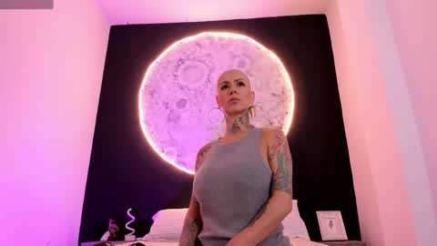 Snapshot of ginebraafxx chatting on 03.07.25 Ginebra online show from 03.07.25